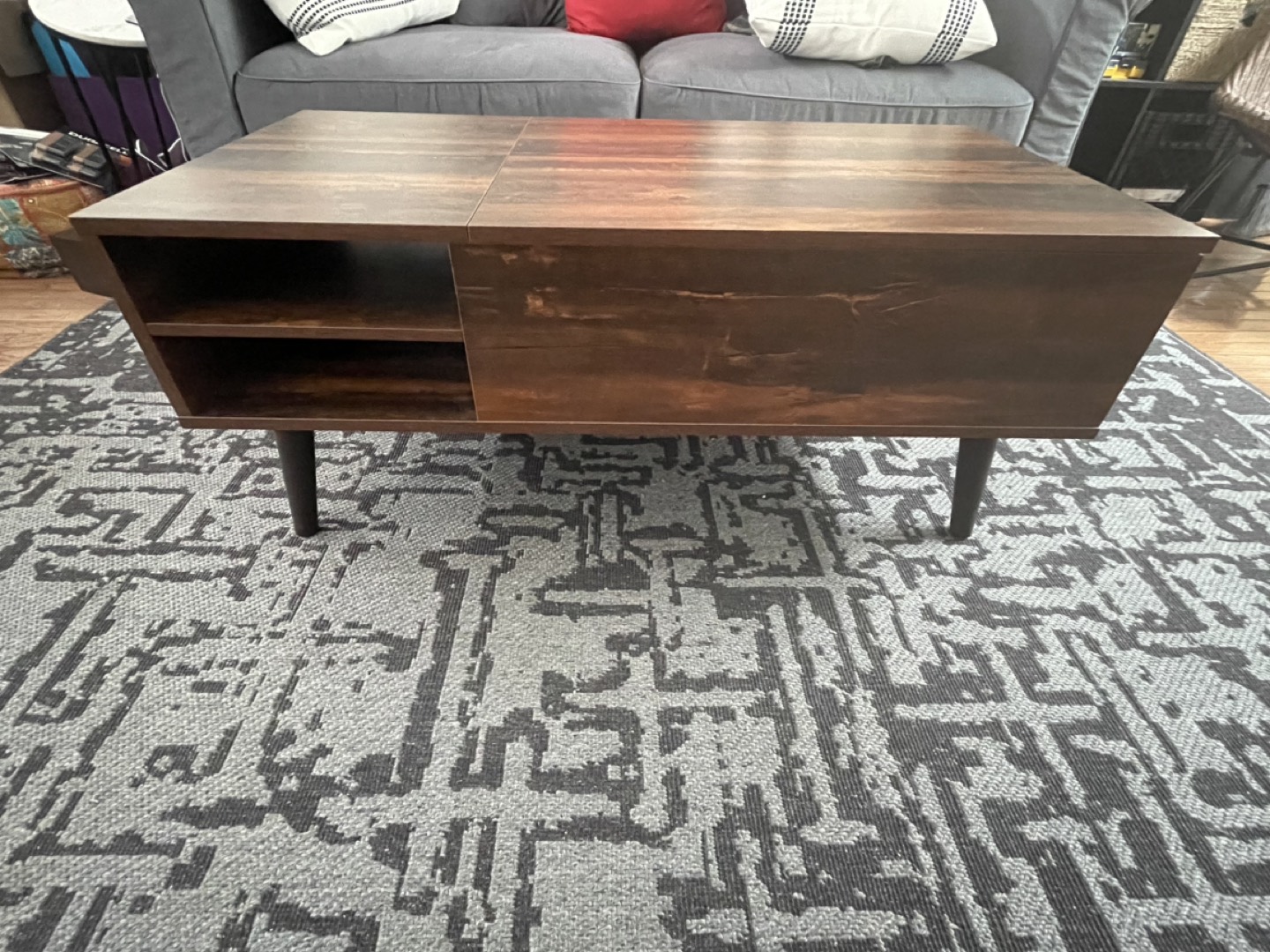 Coffee Table w/lift top