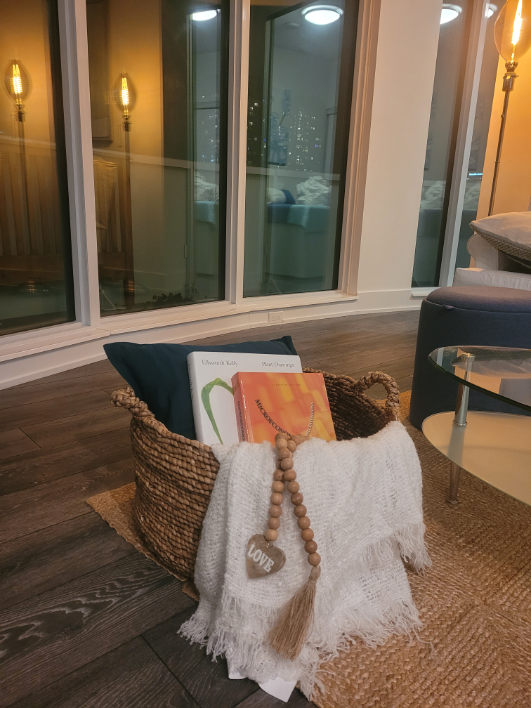 big wicker basket image indicator(4)