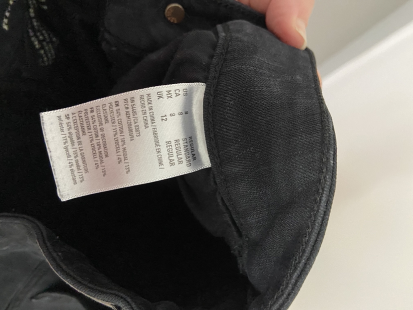 American Eagle Black Hi-Rise Jegging - Size 8 image indicator(3)