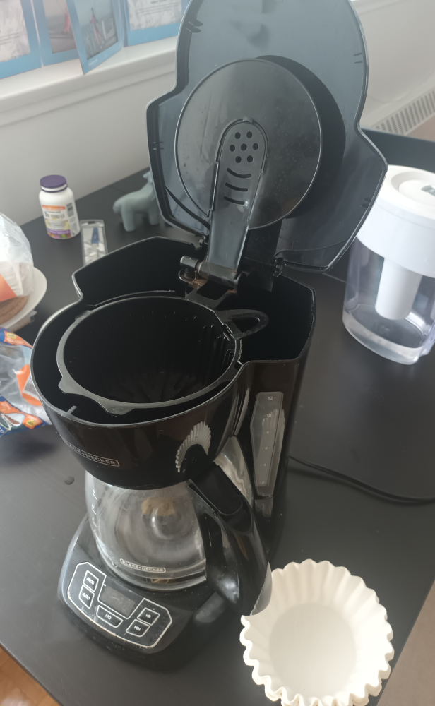 coffee maker with filters black & decker image indicator(3)
