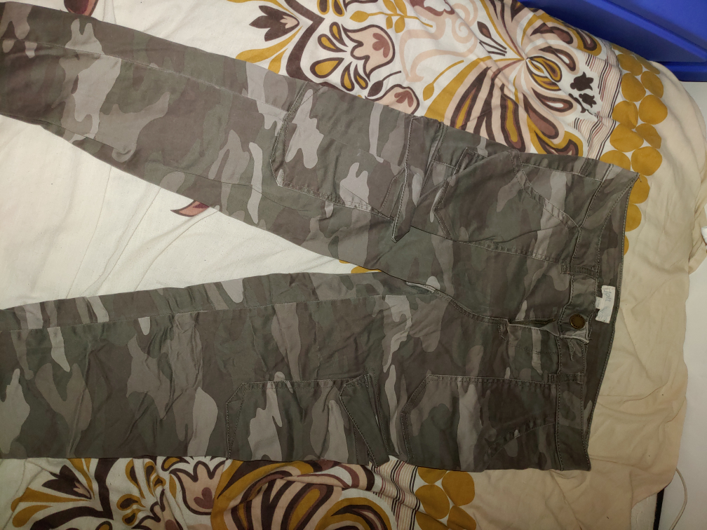 women's camo print cargo style pants