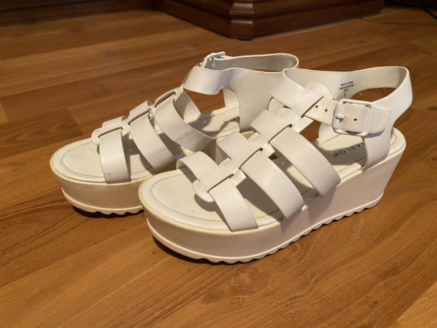 Platform summer shoes- size 8 - photo 3