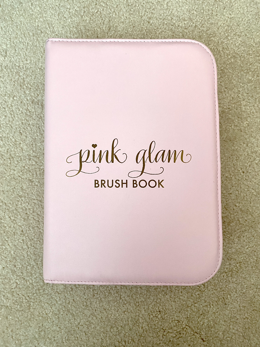 NEW Pink Glam Brush Book (very Barbie💕) image indicator(2)