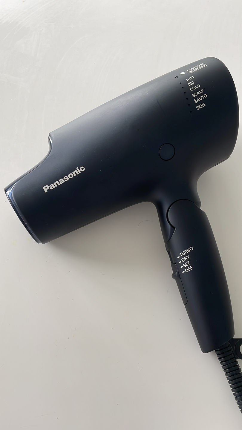 Panasonic EH-NA0G hair dryer