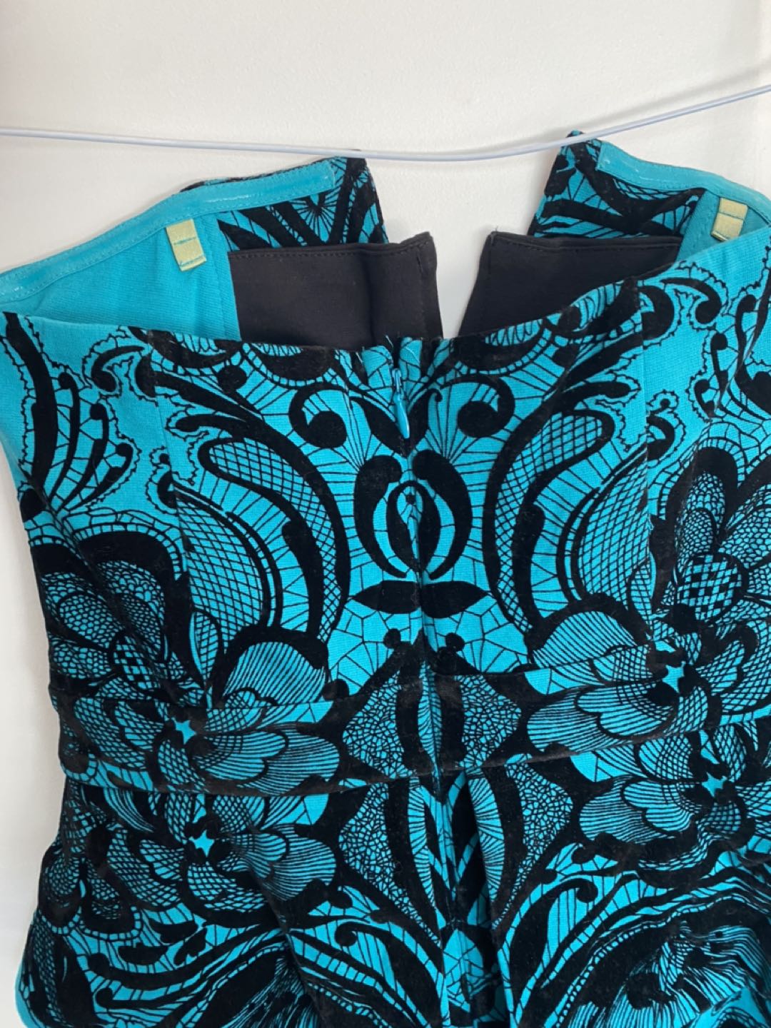 Strapless formal dress (new) size 6 image indicator(3)