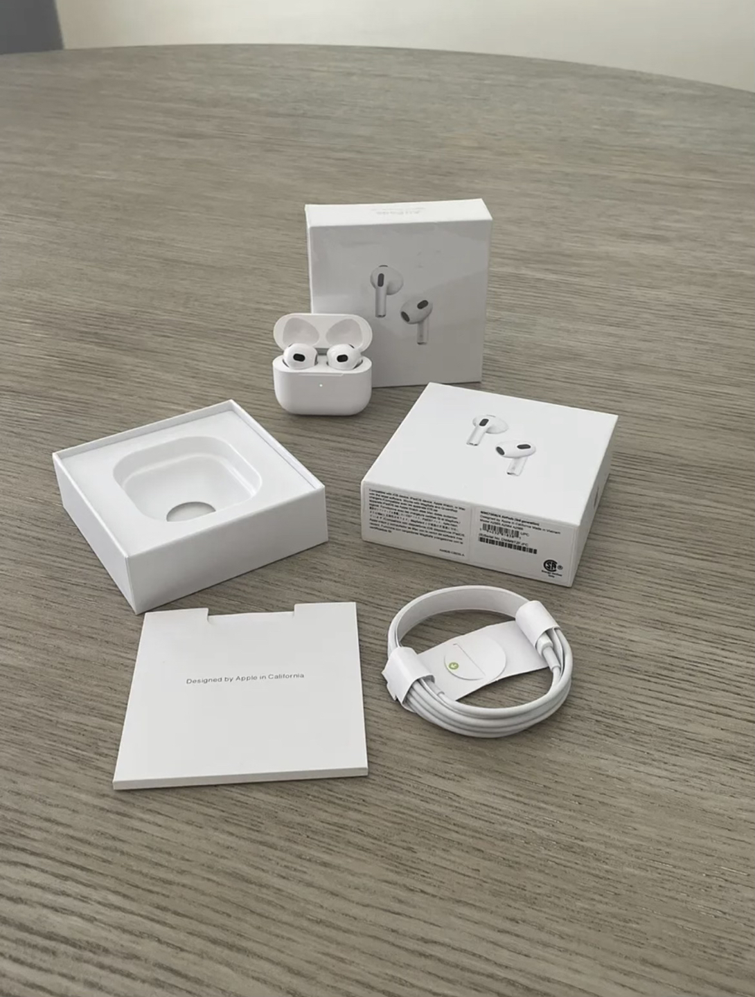 Apple Airpods with WARRANTY N SEALED (3rd generation) - photo 3