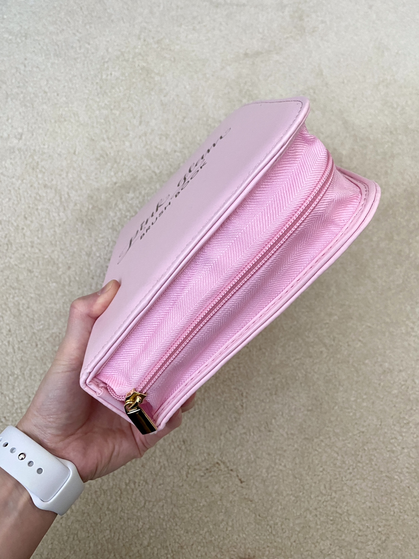 NEW Pink Glam Brush Book (very Barbie💕) image indicator(3)