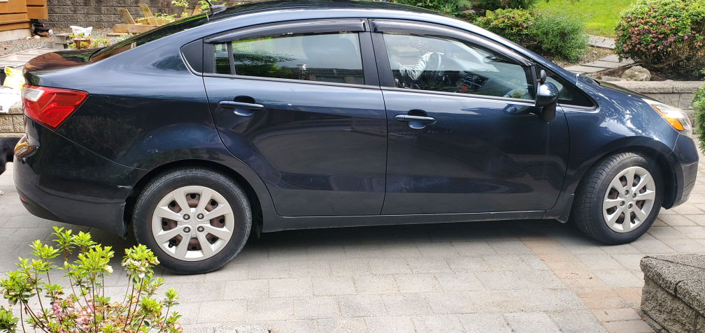 Kia Rio 2013 image indicator(2)