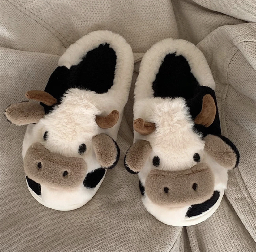 Cute cow slipper comfortable new never worn - photo 2