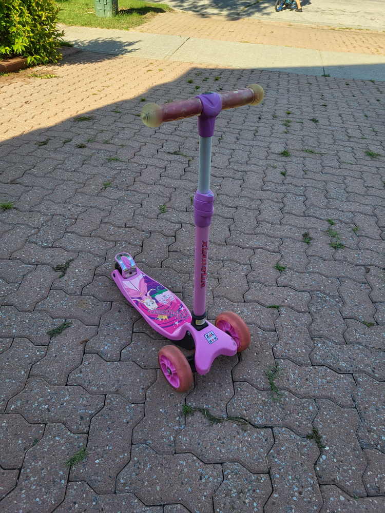 kids scooter thumbnail