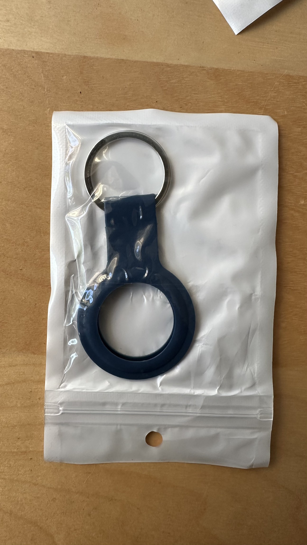 AirTag Case and keychain image indicator(3)