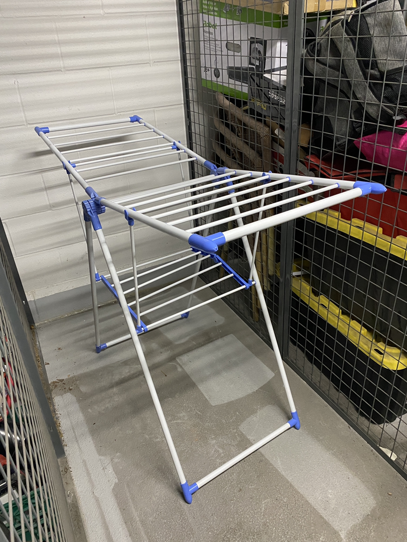 Foldaway laundry rack thumbnail