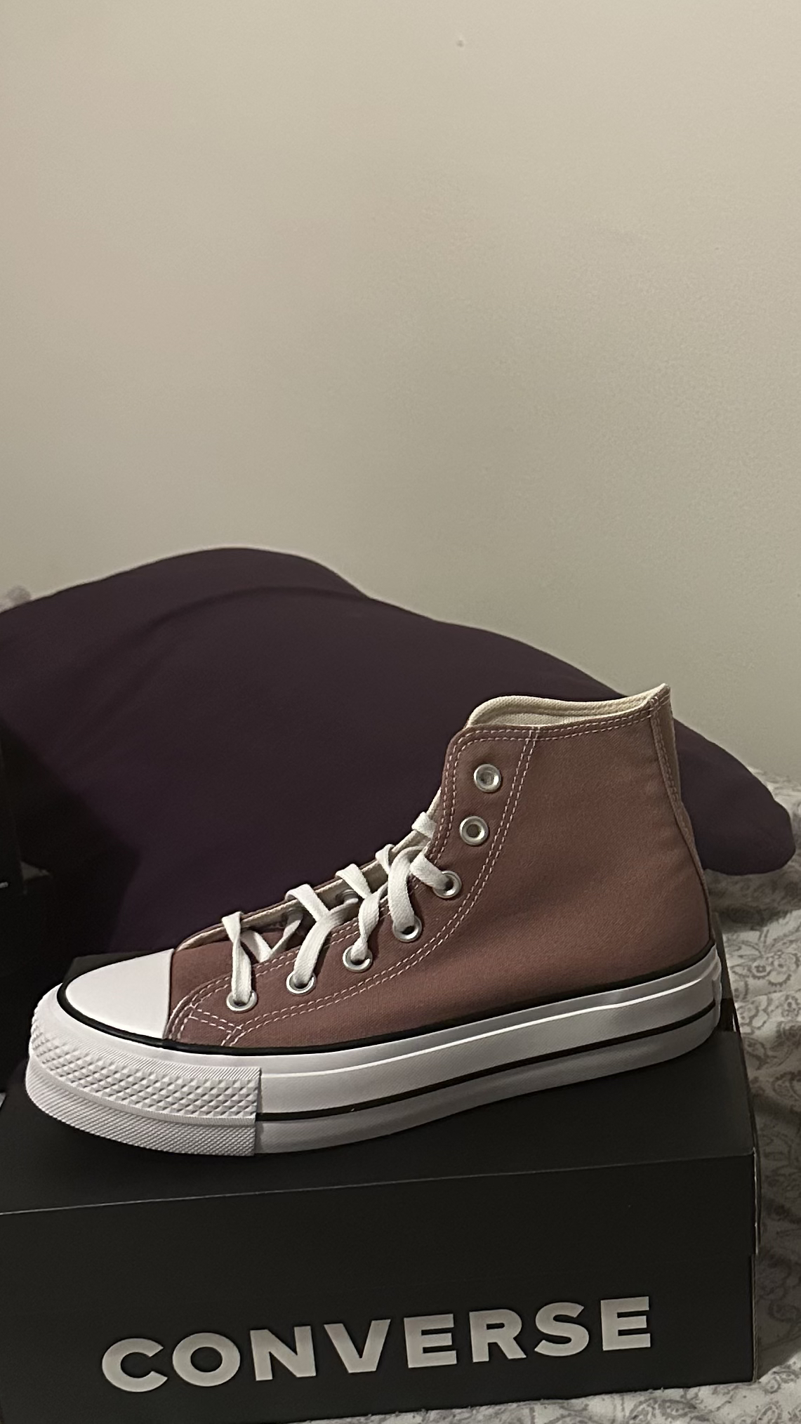 Woman’s Platform Converse