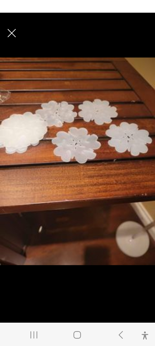 Plum flower decoration clips