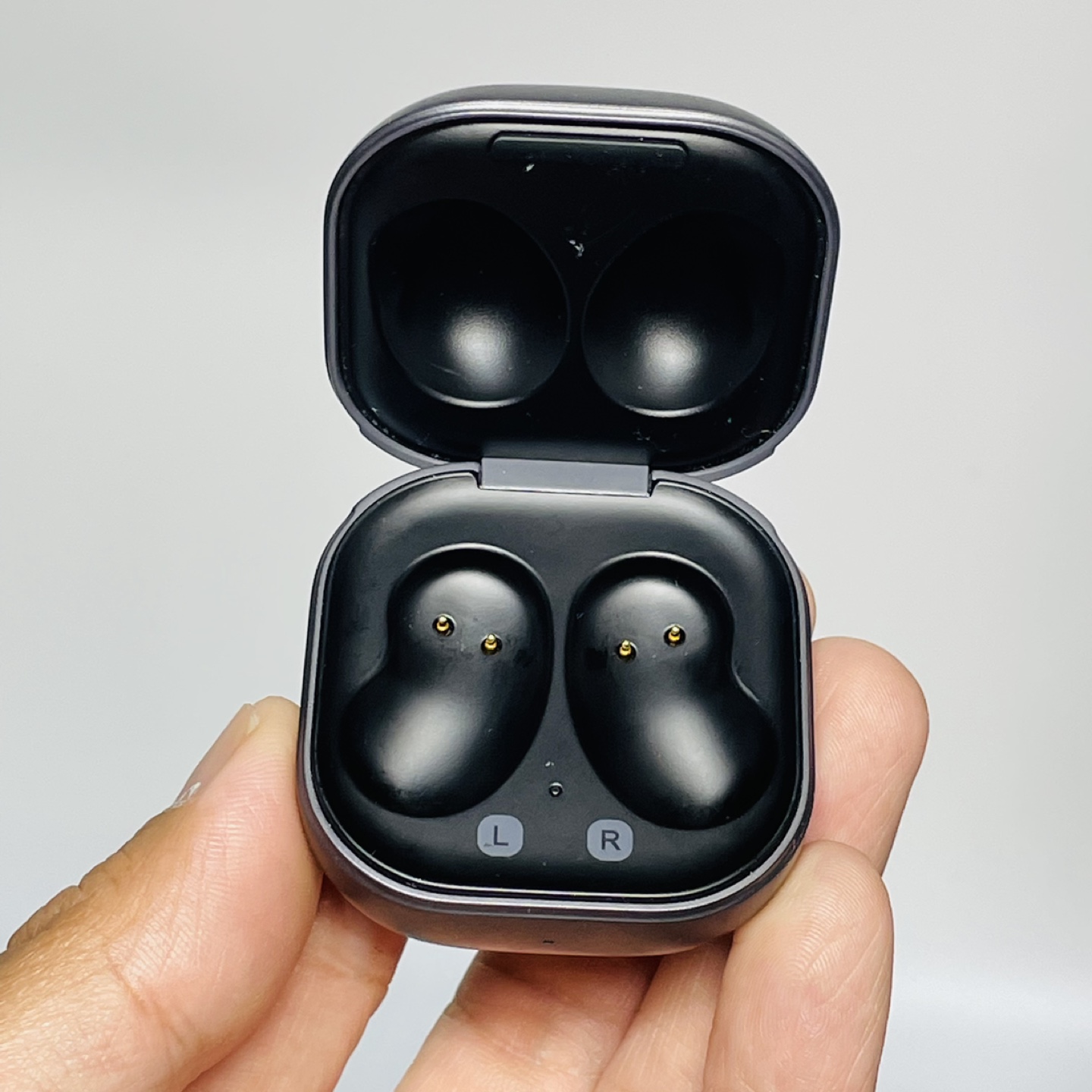 Samsung Galaxy Buds Live Bluetooth Wireless Earbuds (Black) - photo 2