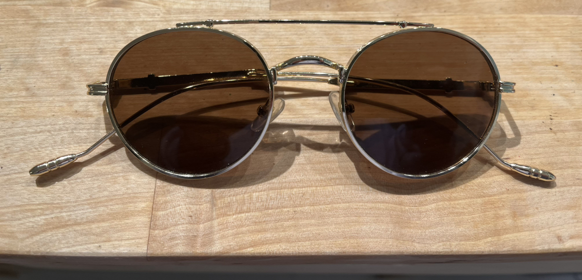 Sunglasses thumbnail