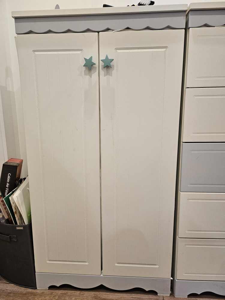 2 cabinets for kids - photo 2