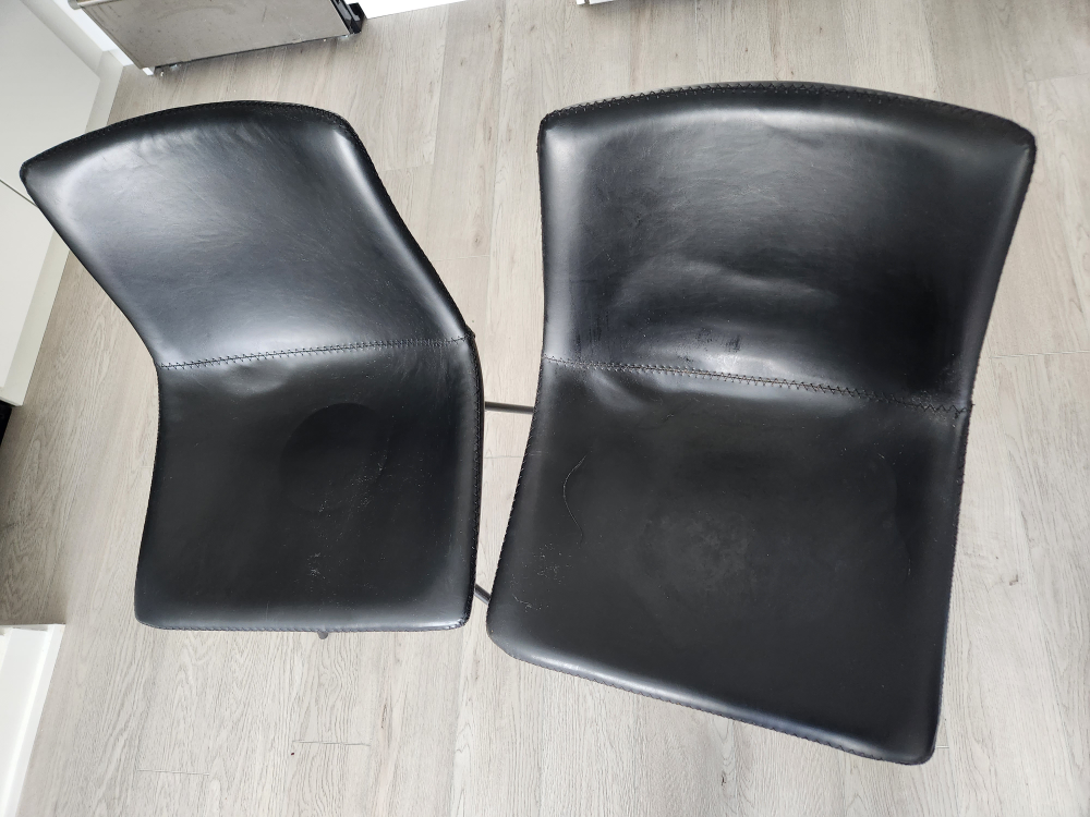 two black chairs - photo 4