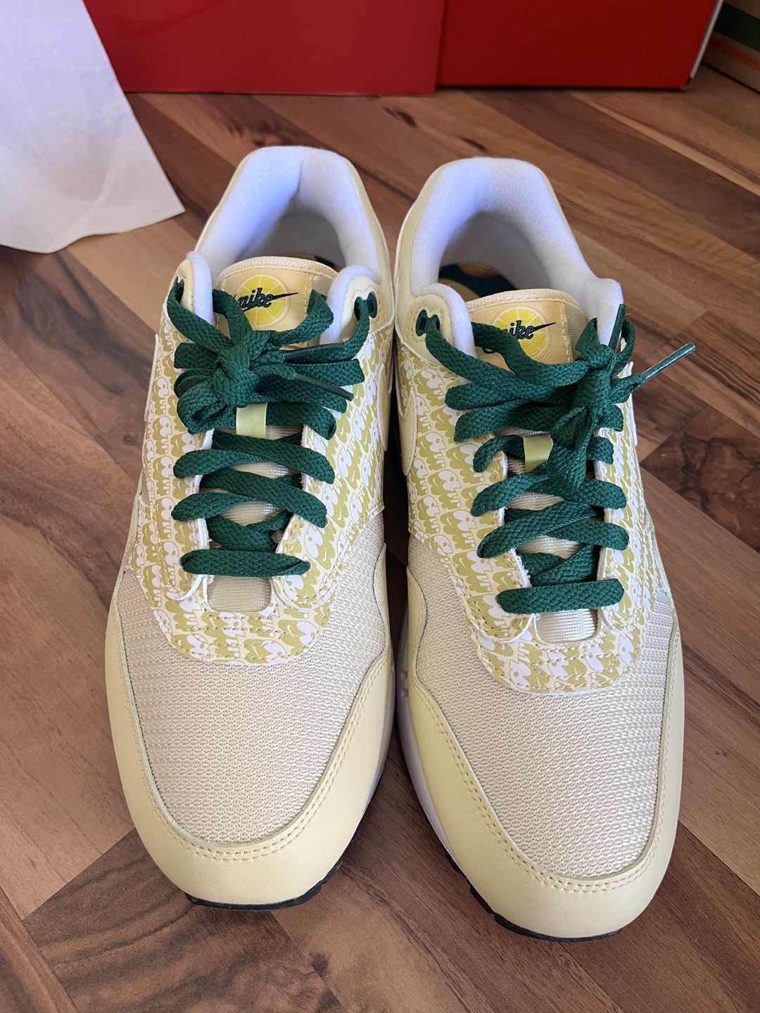 Nike Air Max 1 PRM Lemonade Size 10.5 Worn Once 9.5/10