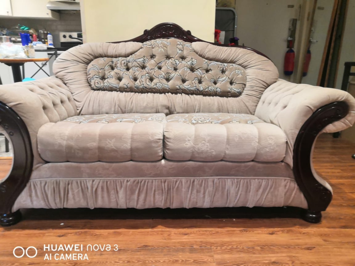 Sofas,loveseat… - photo 2