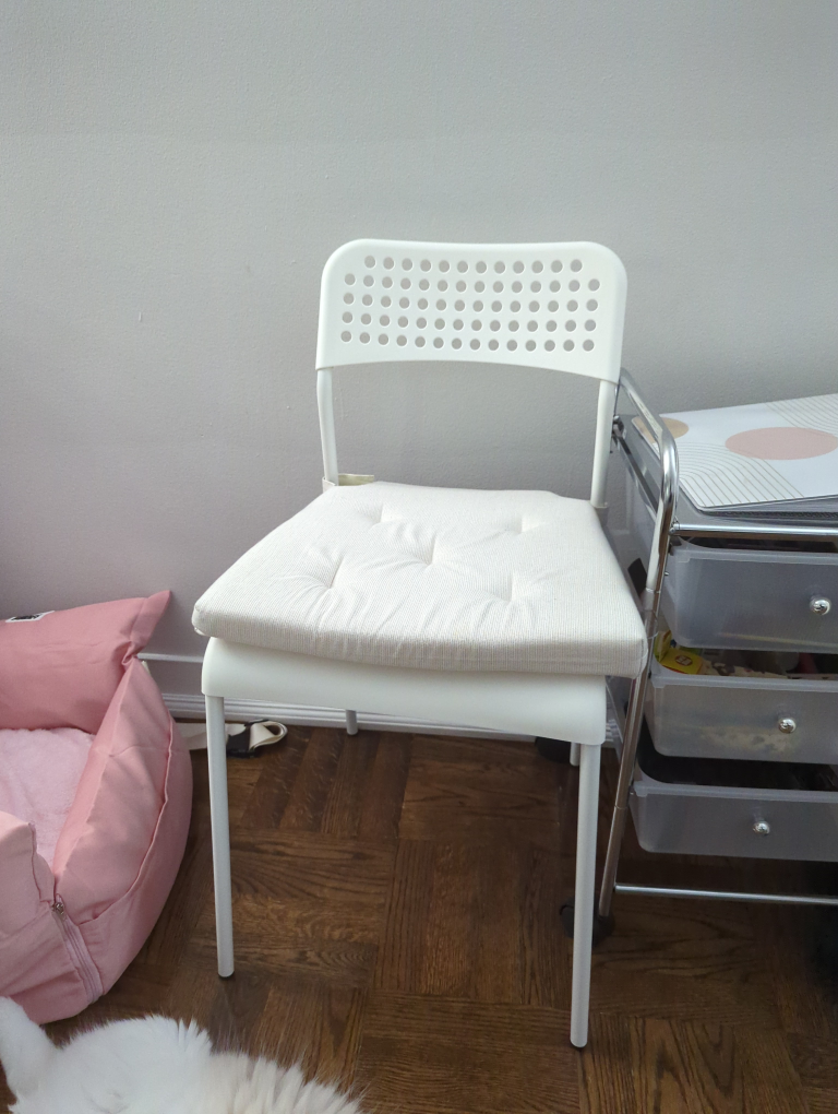 Ikea Adde Chair White  thumbnail