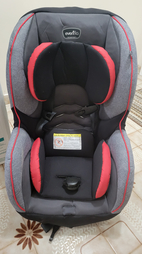 Rear/Forward Facing Car Seat - 5-65lbs - never used - photo 2