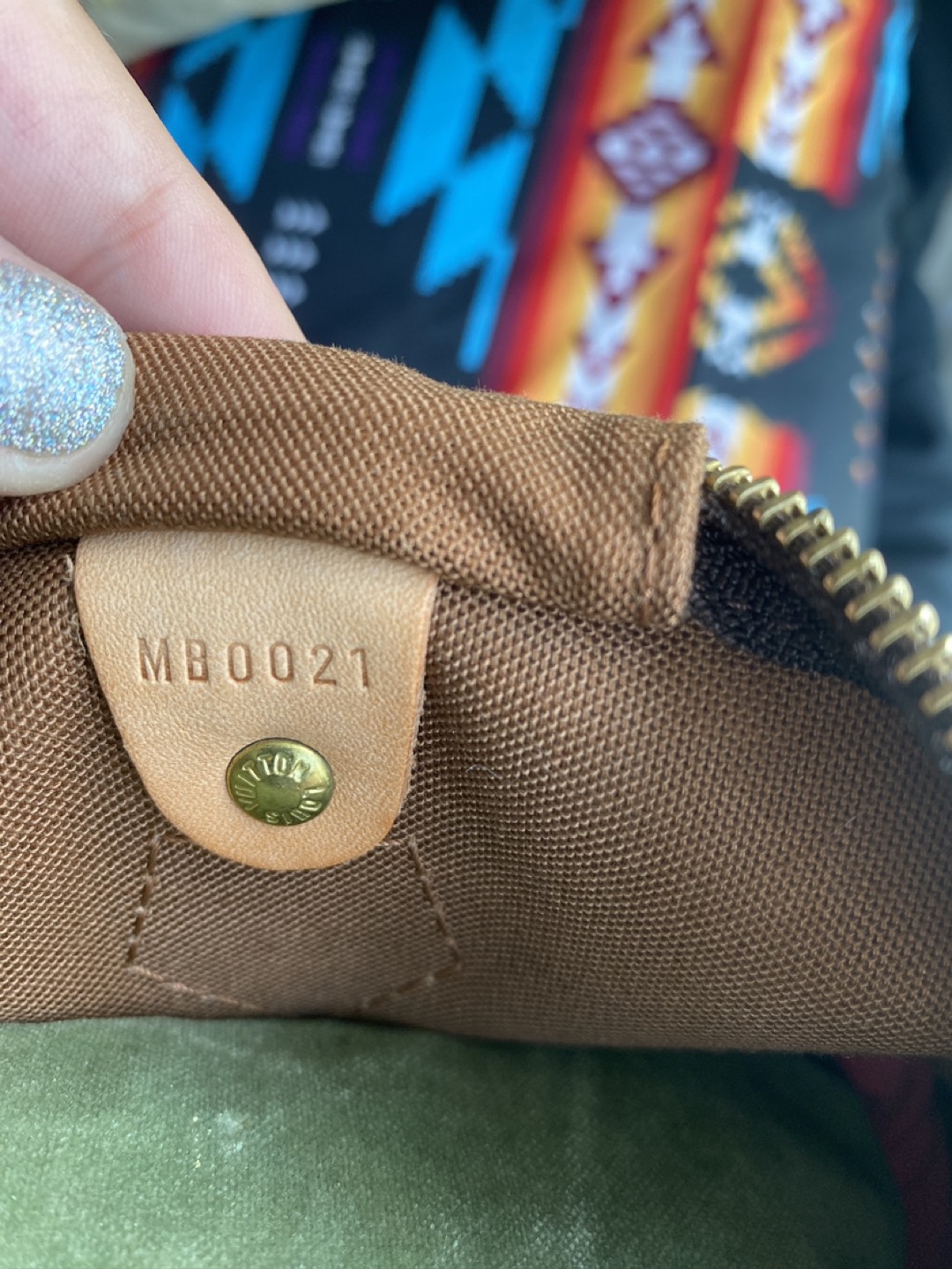 Louis Vuitton Speedy 40 image indicator(3)