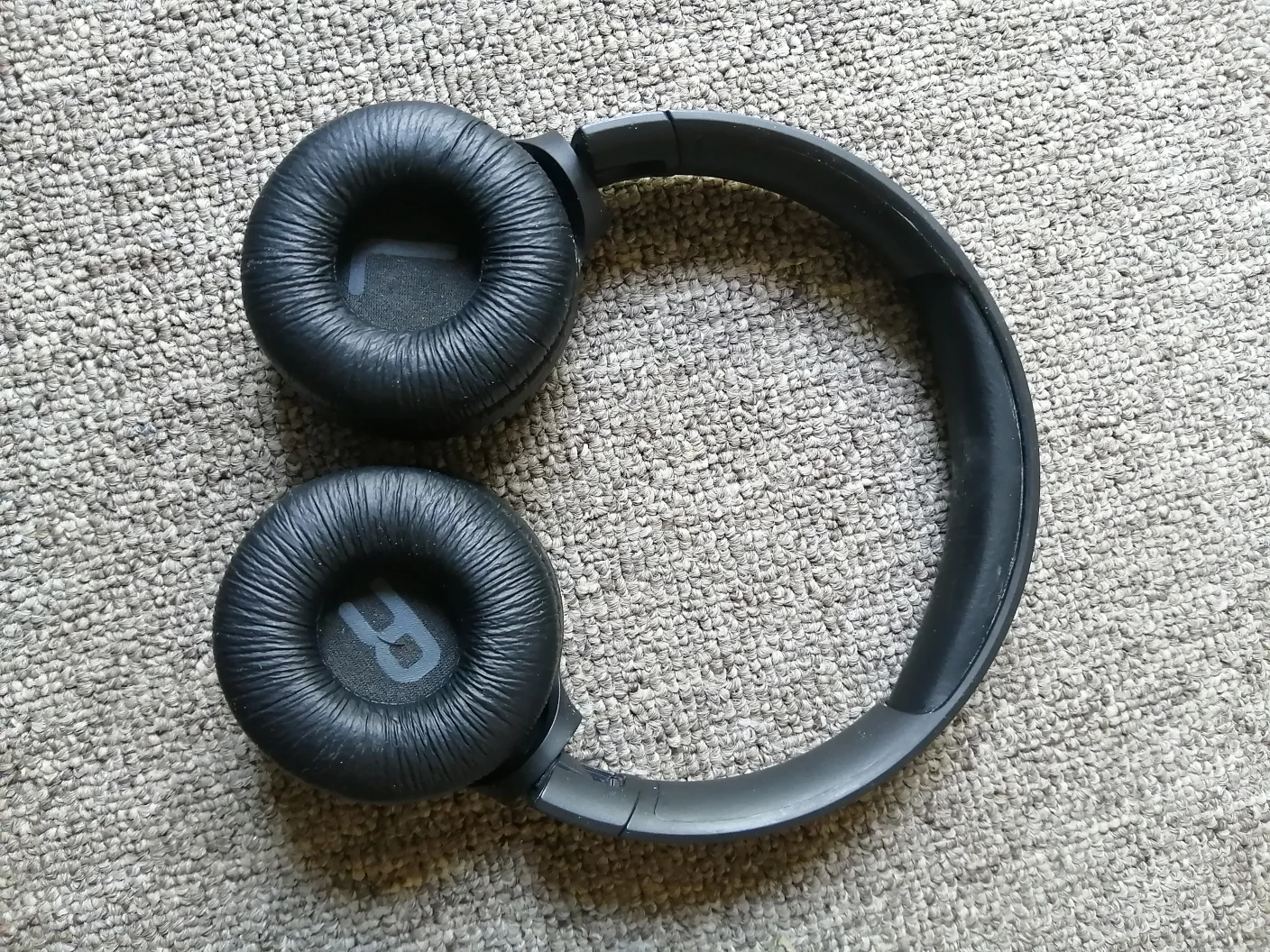 JBL Tune 510 BT Headphones image indicator(2)