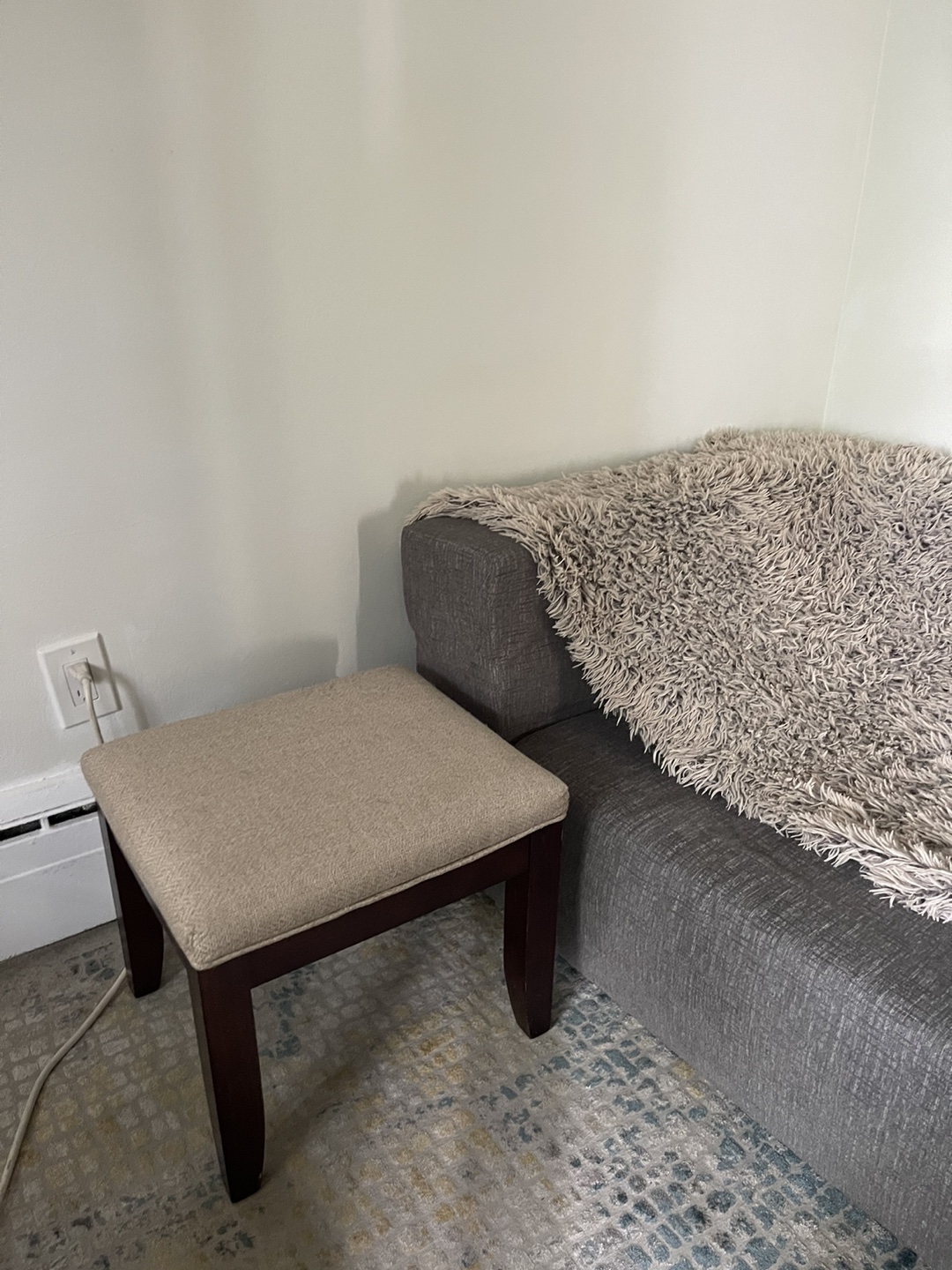 Small ottoman