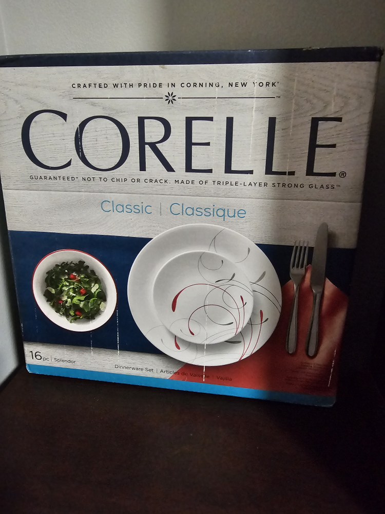 Brand new Corelle diner set