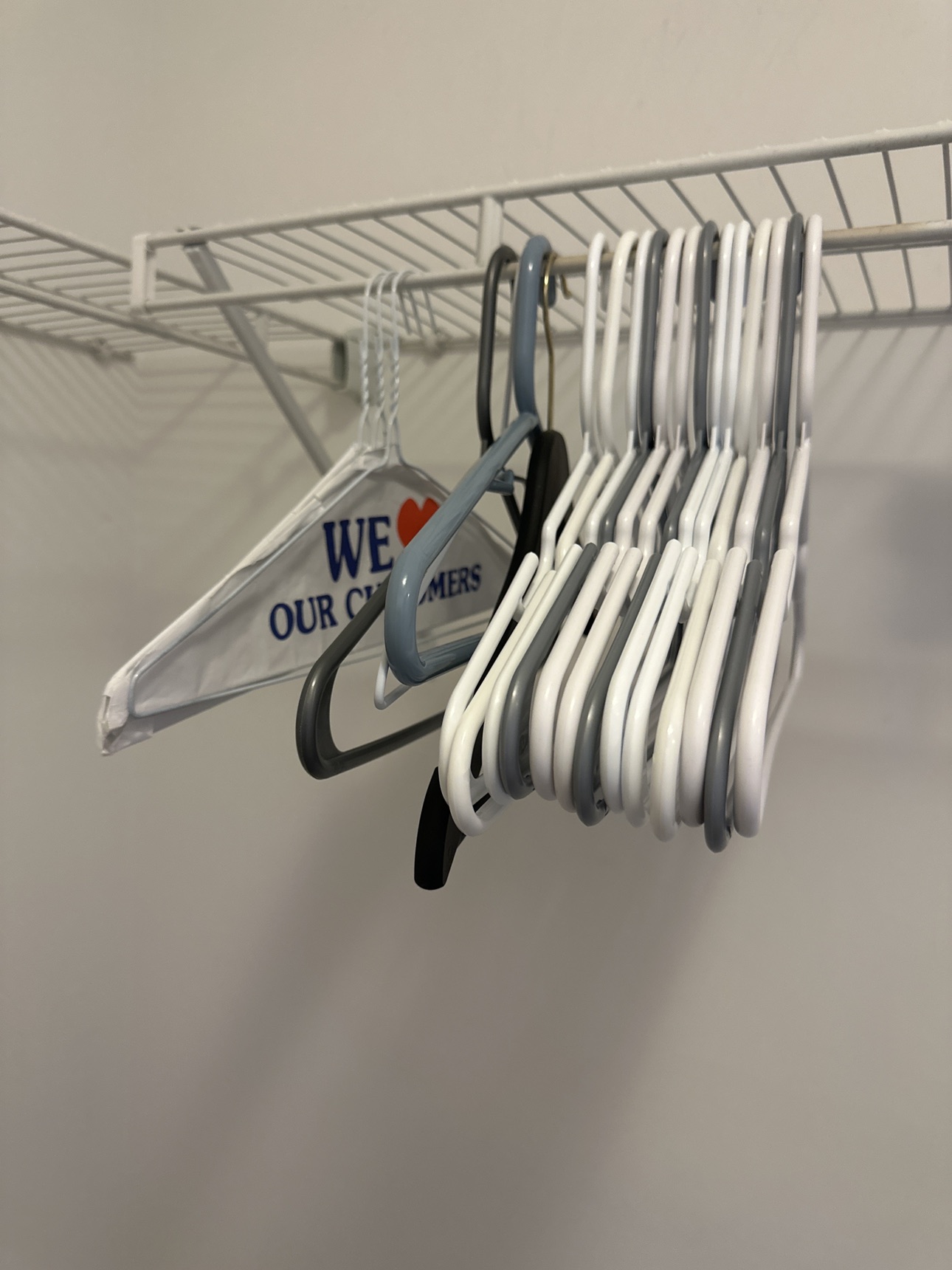Hanger thumbnail