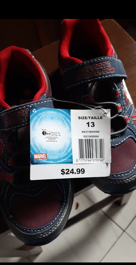 NEW Spiderman shoes w tag size 13 image indicator(2)