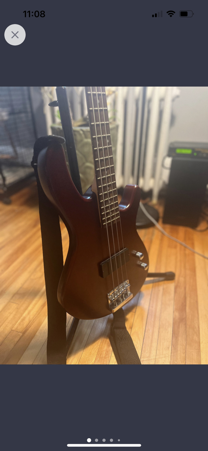 Cort Action bass jr and ampeg amp+zoom pedal - photo 3