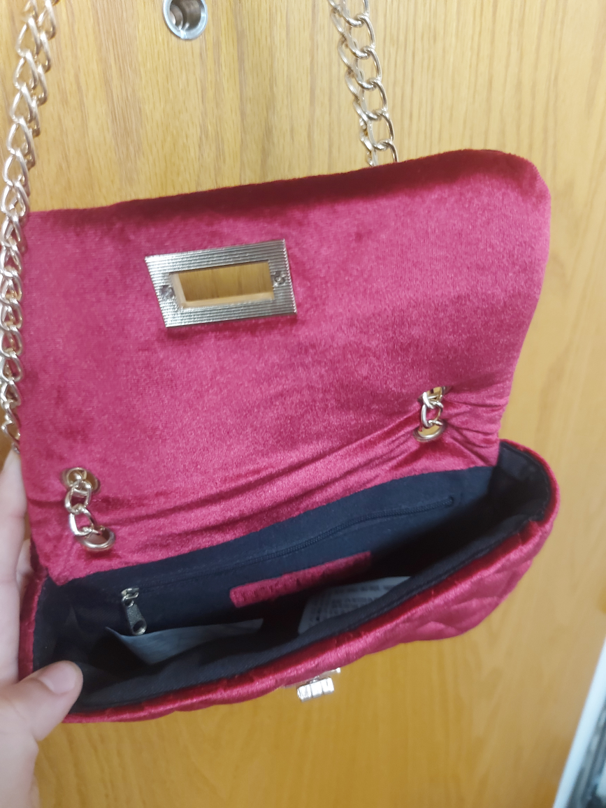 Small Forever 21 Crimson Velvetlike Crossbody/Shoulder Purse image indicator(5)