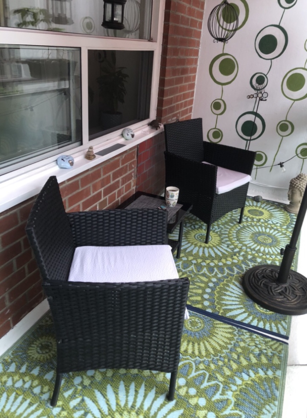 Patio conversation set image indicator(2)