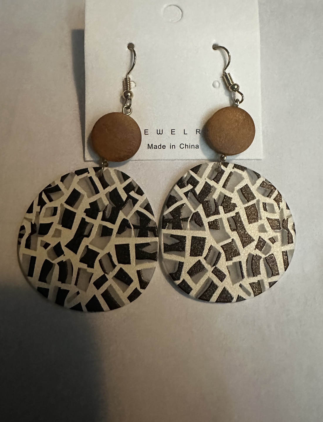 Assorted jewelry, yours for the taking. - photo 2