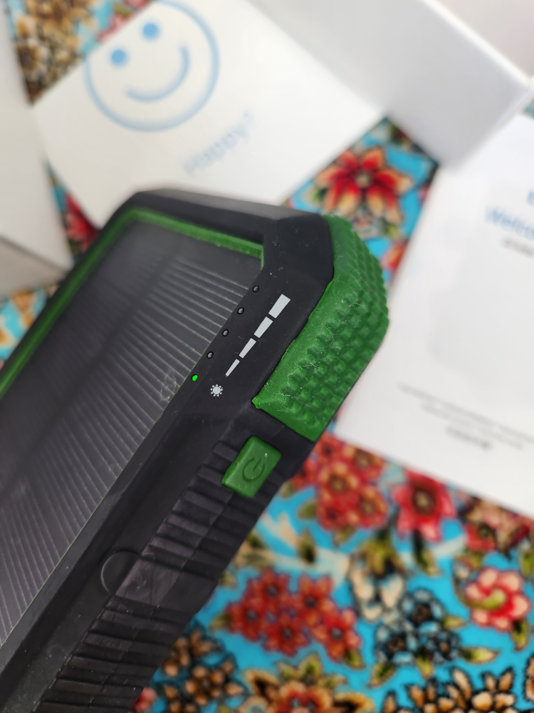 solar power bank - photo 4