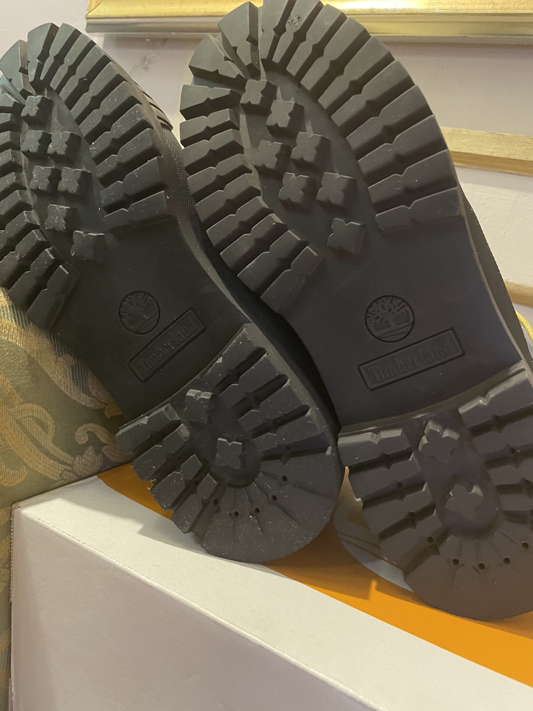 Timberland  boots 10.5 - photo 3