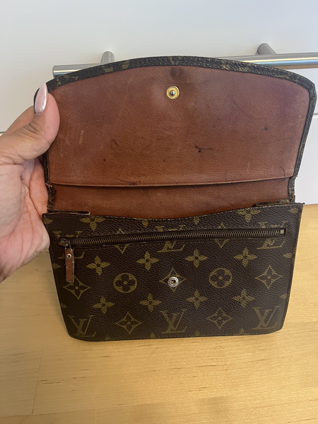 Louis Vuitton clutch - photo 4