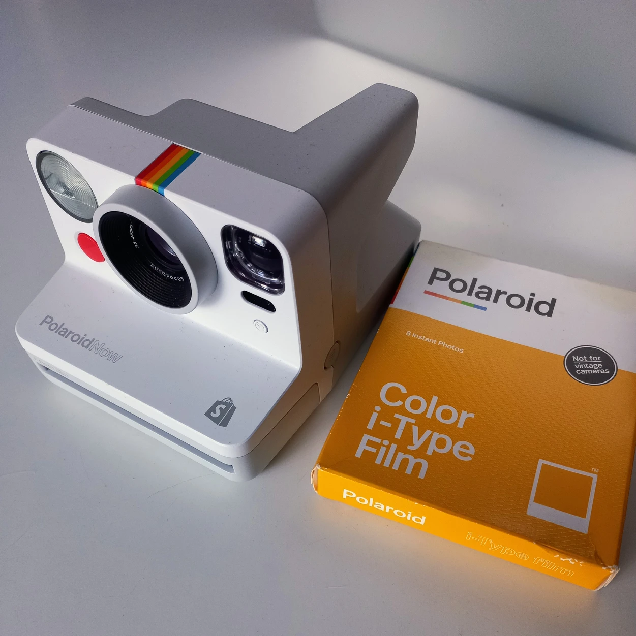 Polaroid Now 2nd Generation I-Type Instant Camera thumbnail