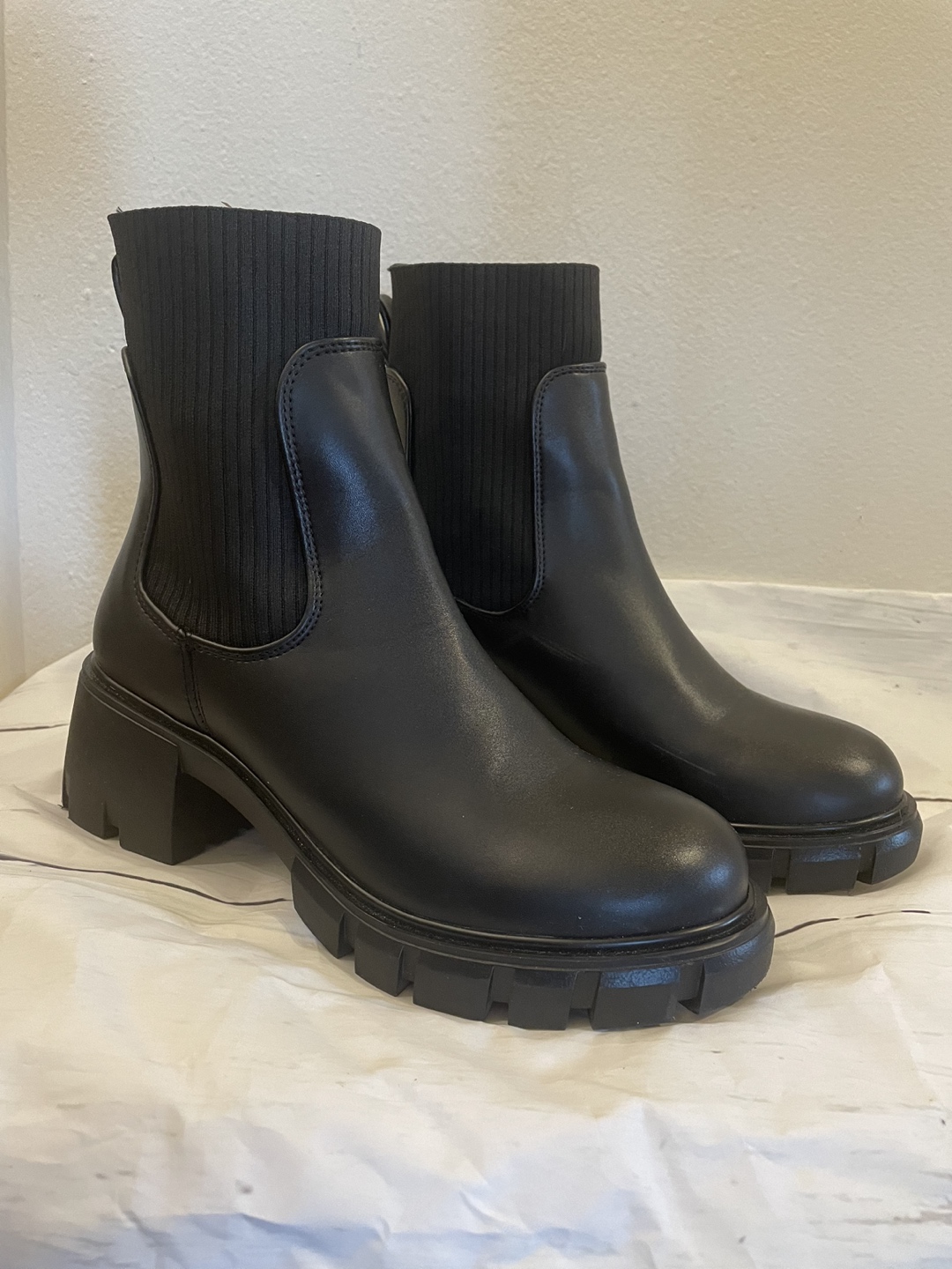 Steve Madden Black Platform Boots 7.5