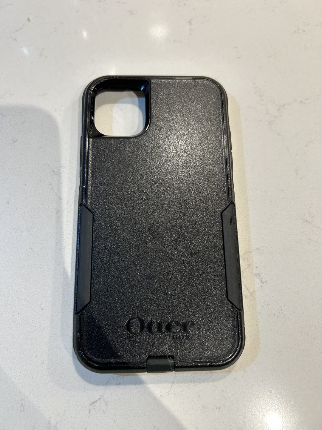 IPhone 11 Otterbox case thumbnail