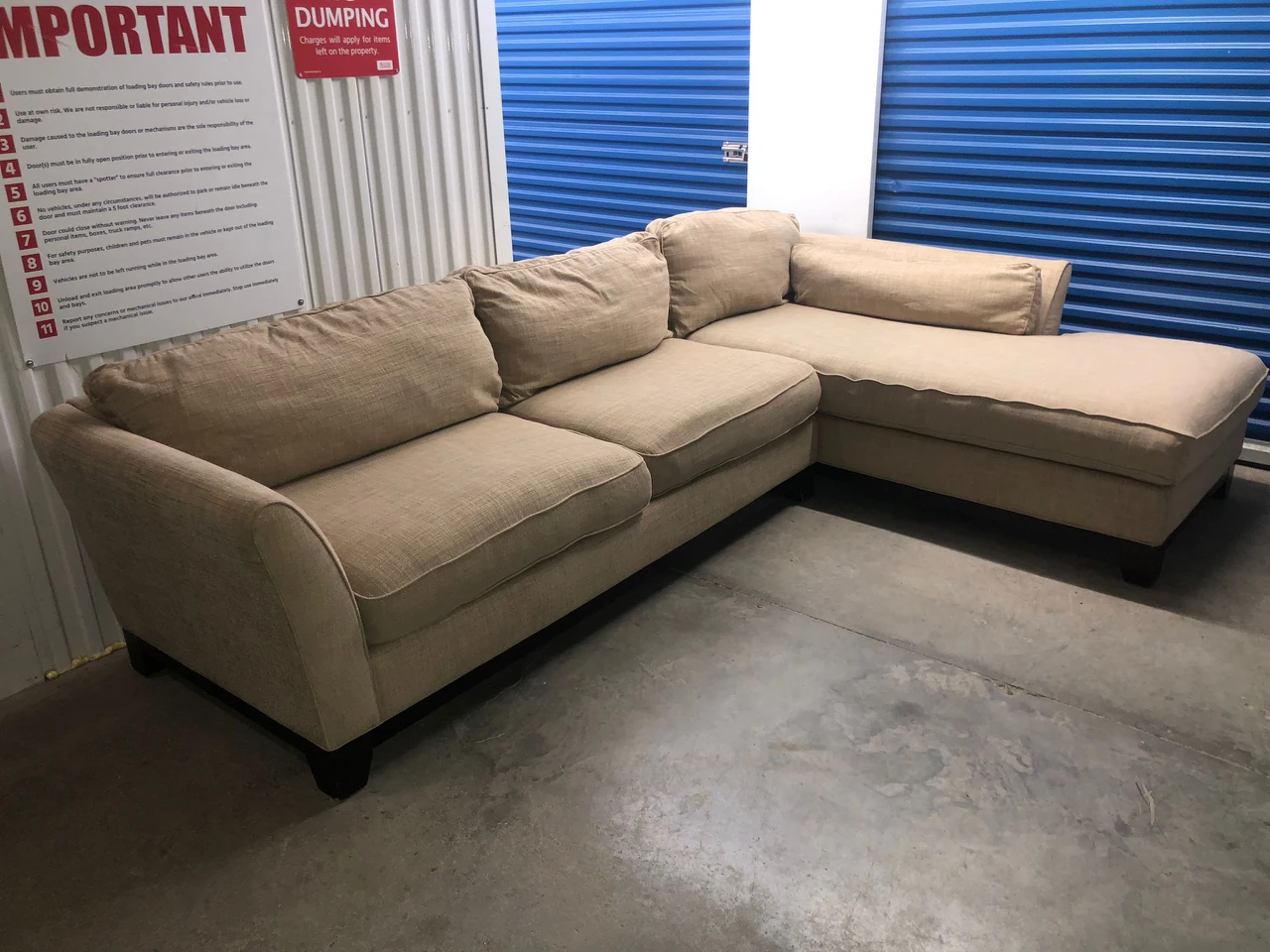 FREE DELIVERY 🚚💨 BEIGE LAZBOY L SHAPED SECTIONAL SOFA/COUCH thumbnail