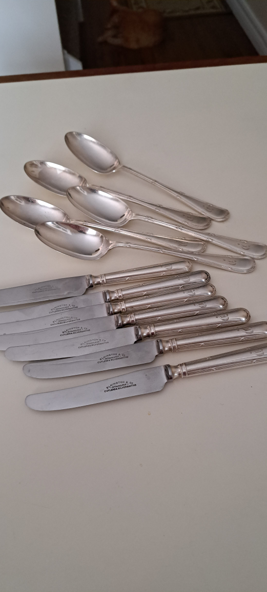Elkington Plate E&CA 5 Spoons and 7 Knifes thumbnail