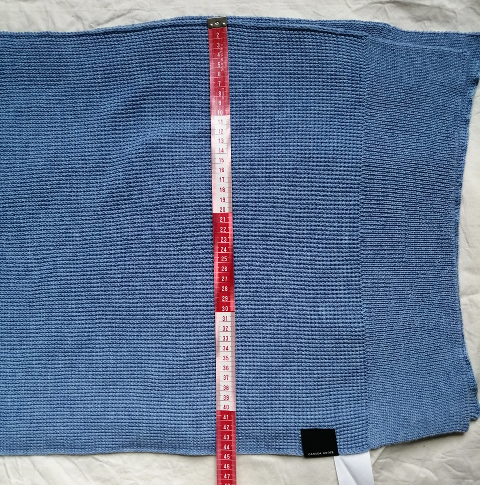 Canada Goose (100% Merino Wool) Ladies Waffle Scarf Ice Blue NWT image indicator(3)
