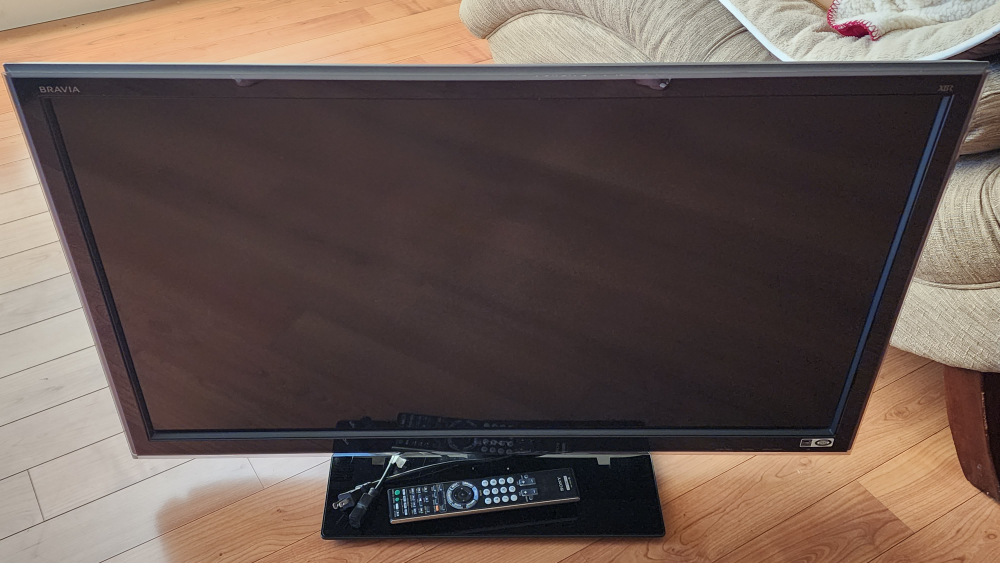 40" Sony TV