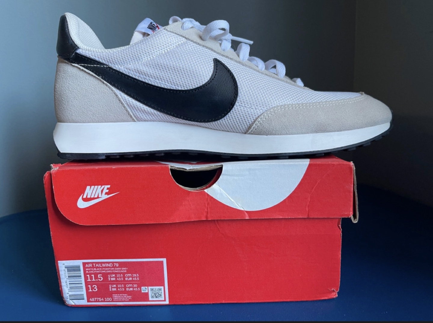 LNIB NIKE AIR TAILWIND 79 image indicator(5)