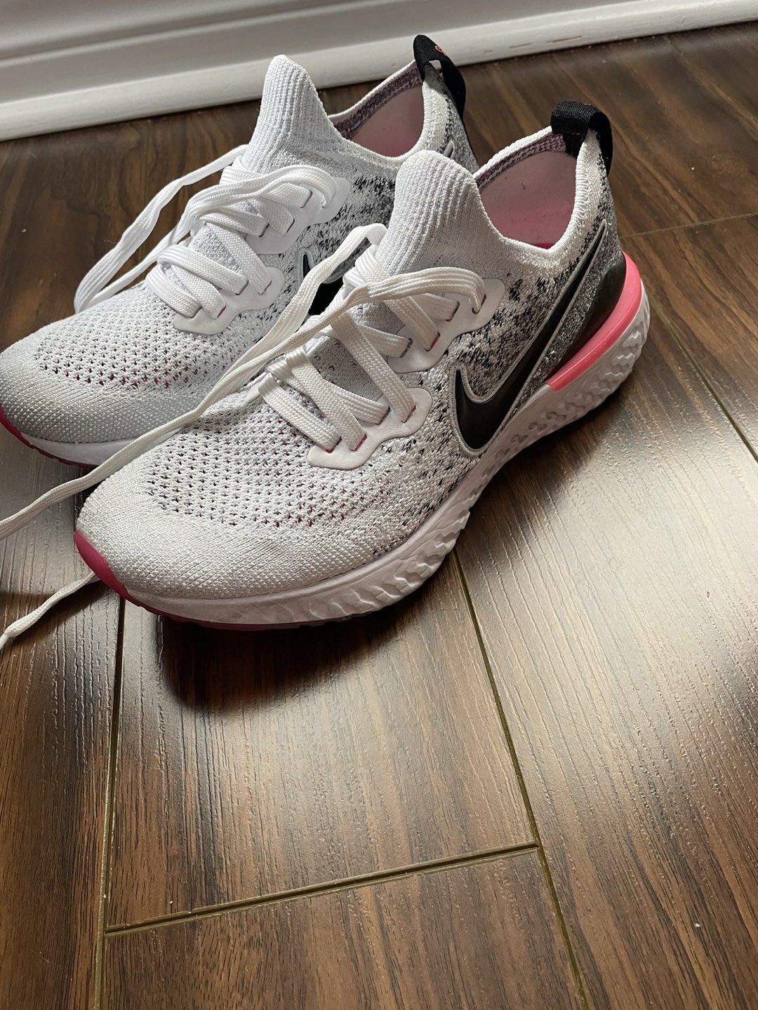 Nike Epic React (6.5) thumbnail