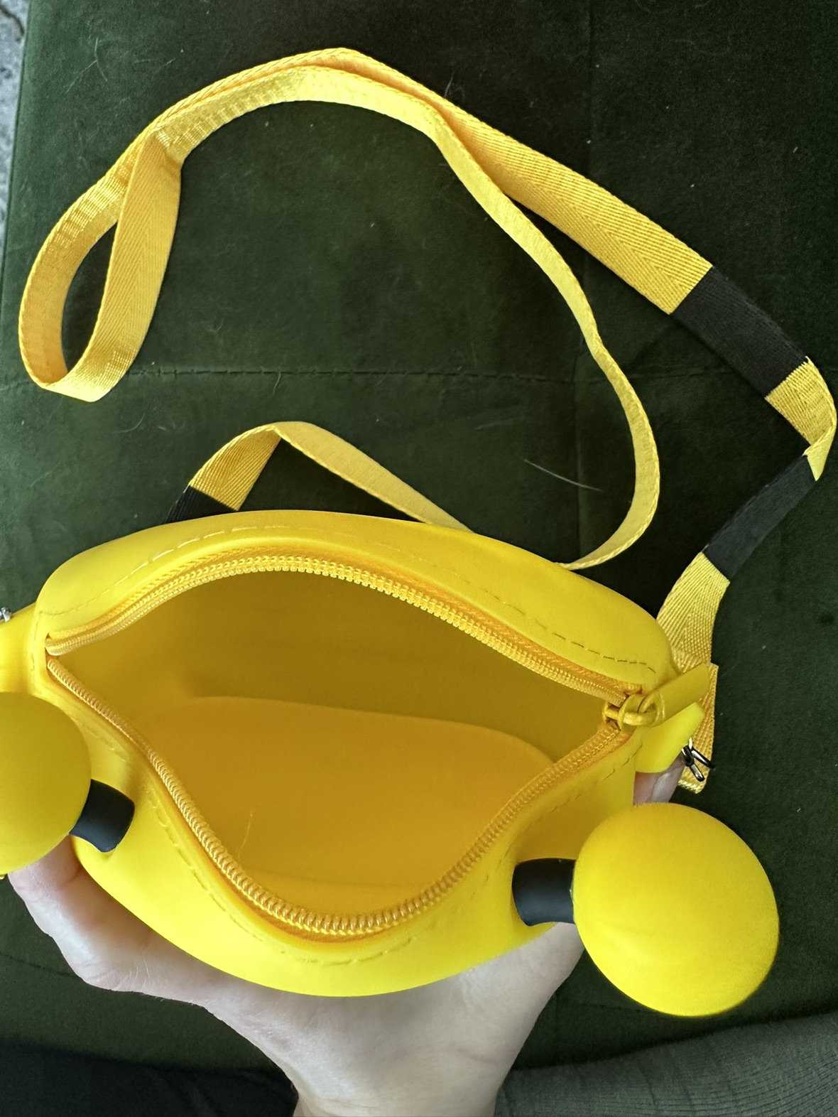 Pop Mart Lemon Bee Bag - photo 3