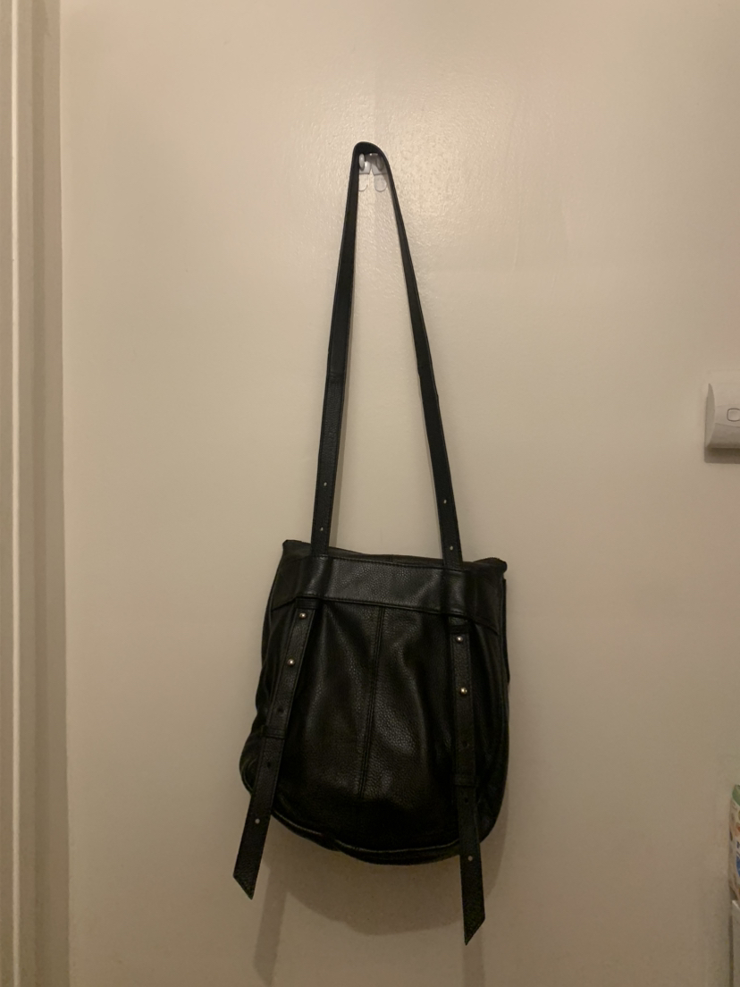 Christopher Kon leather messenger bag / backpack image indicator(3)